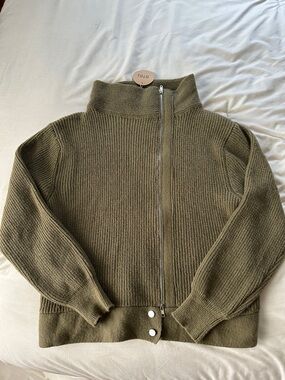 BiBi Olive Ribbed Zip Front Knit Jacket